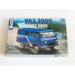 УАЗ 3909 "Почта России"- ZVEZDA, 1:43
