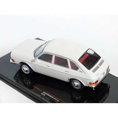 Volkswagen 411 LE (1970) - IXO, 1:43