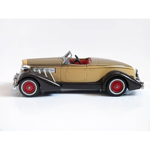 Auburn 851 Supercharged Speedster (1935) - Matchbox, 1:42