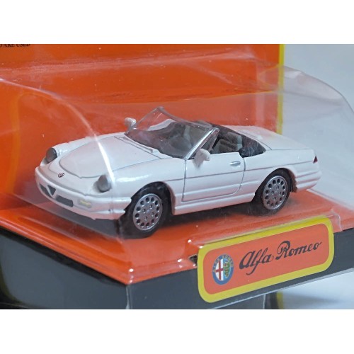 Alfa-Romeo Spider (1989) - NewRay, 1:43